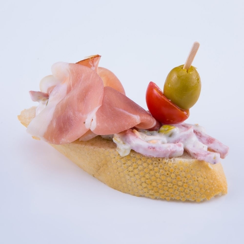 Kanapka s parížskym šalátom