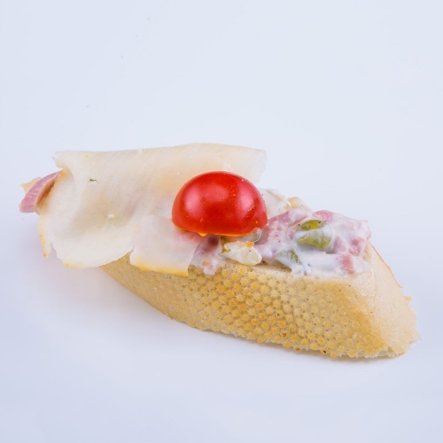 Kanapka s parížskym šalátom