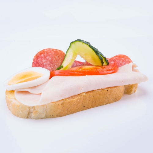 Obložený šunkovo salámový