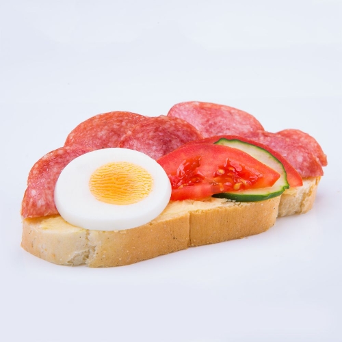 Obložený salámový chlebík