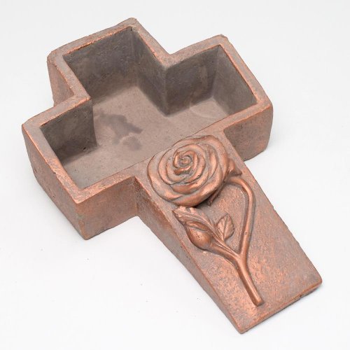 Obal kríž cement šedý s medenou ružou 24x16x7cm