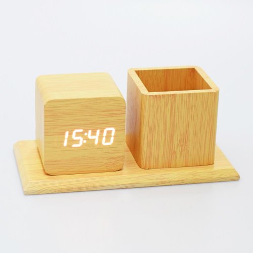 Led hodiny digitálne