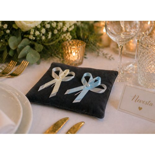 Svadobné pierka, rôzne farby