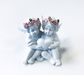 Anjel Držiaci Srdce s Ružou