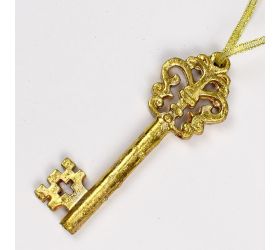Záves kľúč polyresin zlatý 10,5cm