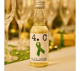 Maturitná fľaštička s alkoholom, motív M012 - Stužková